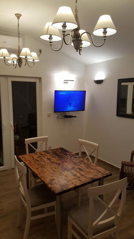 Garden Apartmant Near Sea Котор Экстерьер фото